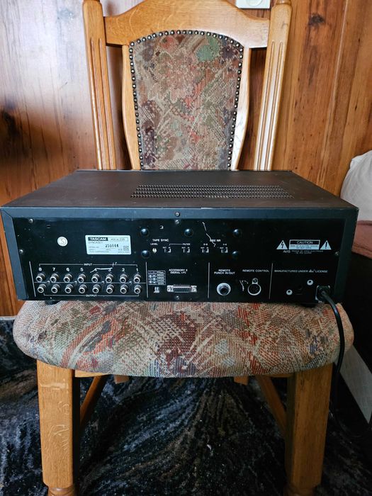 Sprzedam TASCAM syncaset 238