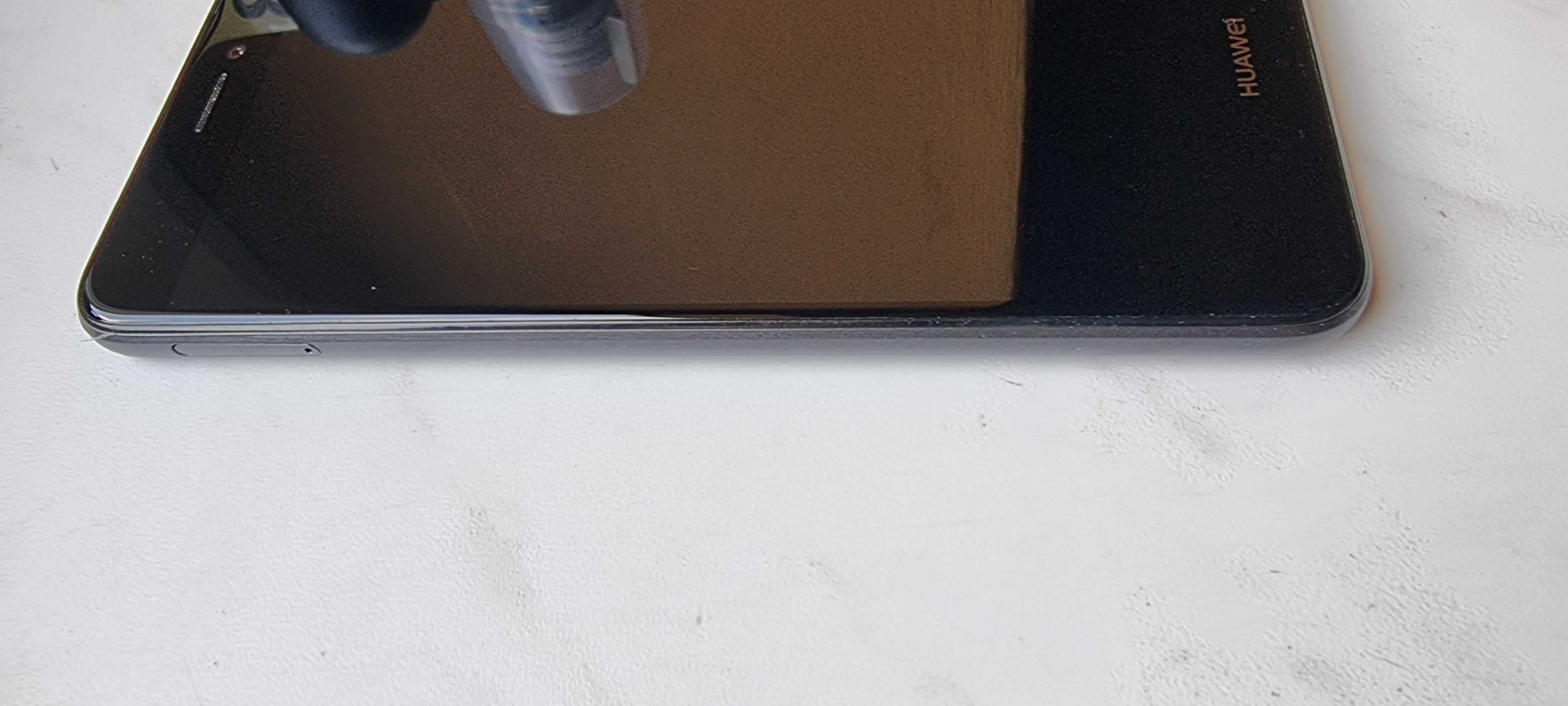 Huaweii PRA-LX1 P9 Lite 2017 16 GB - jak NOWY !!