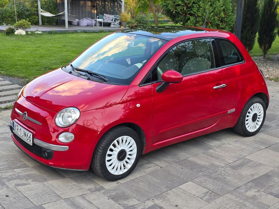 Fiat 500 Fiat 500, bezawaryjny i mocny silnik 1,4, automatyczna skrzynia biegów