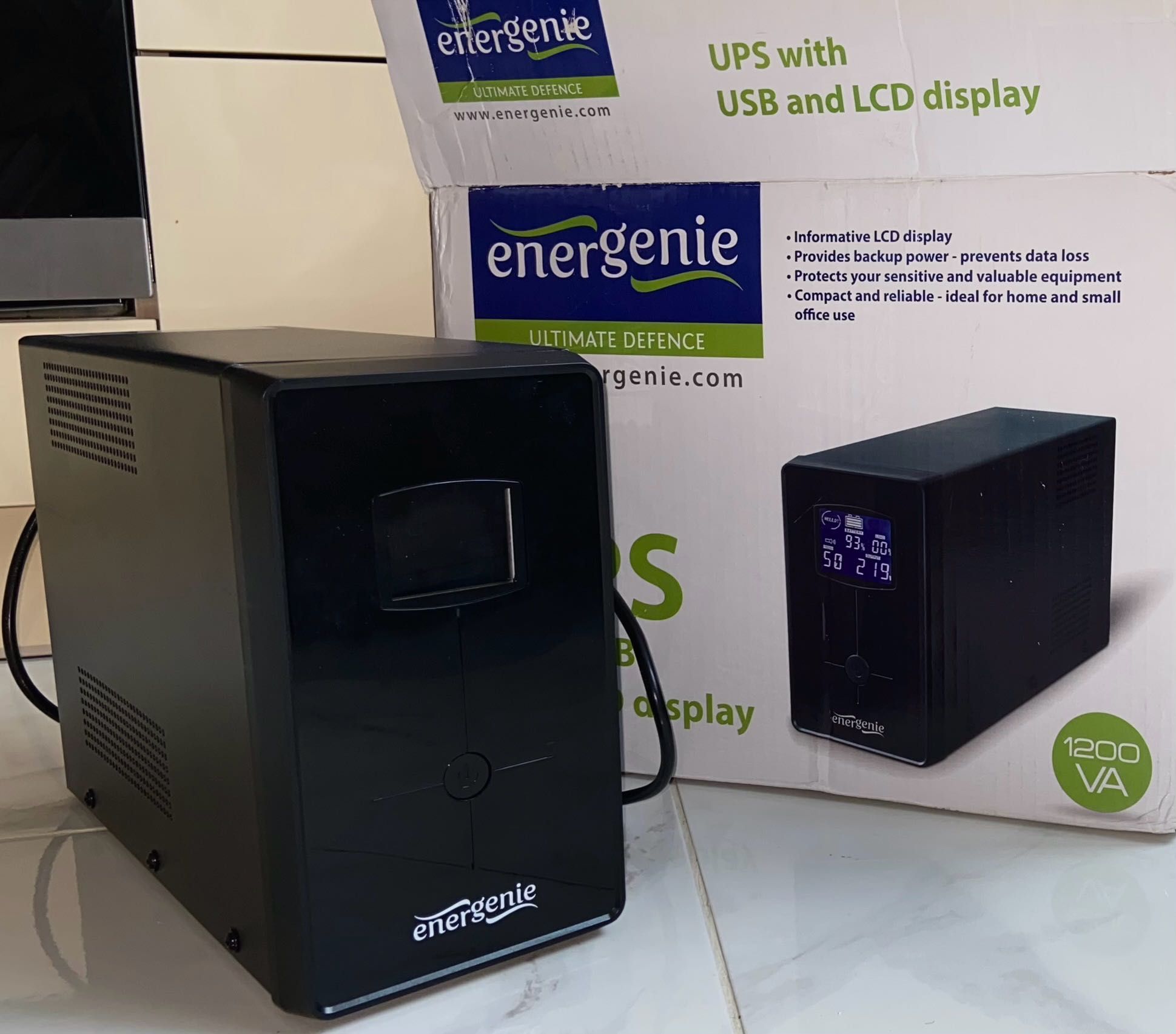 ДБЖ EnerGenie Pro 1200VA USB LCD (EG-UPS-033)