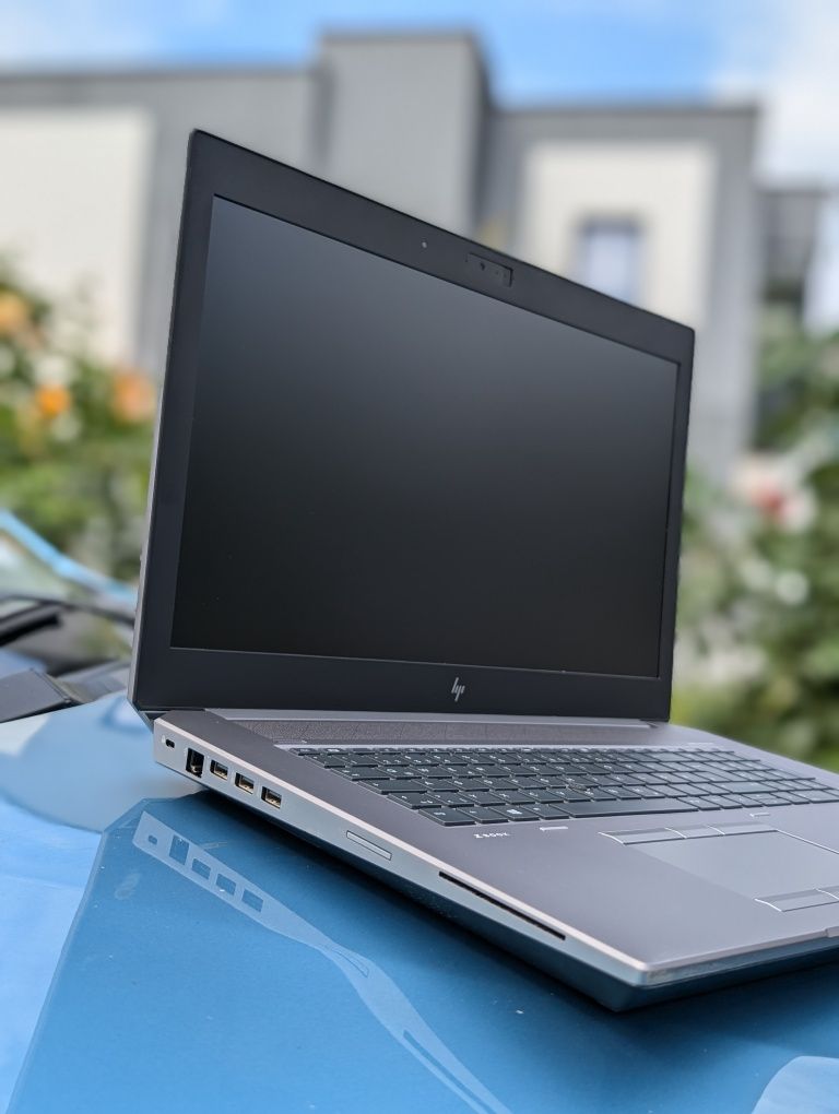 P5200 (16GB)/Ноутбук HP ZBook 17 G5/i7-8850H/32GB/512GB+1Tb HDD/17/IPS