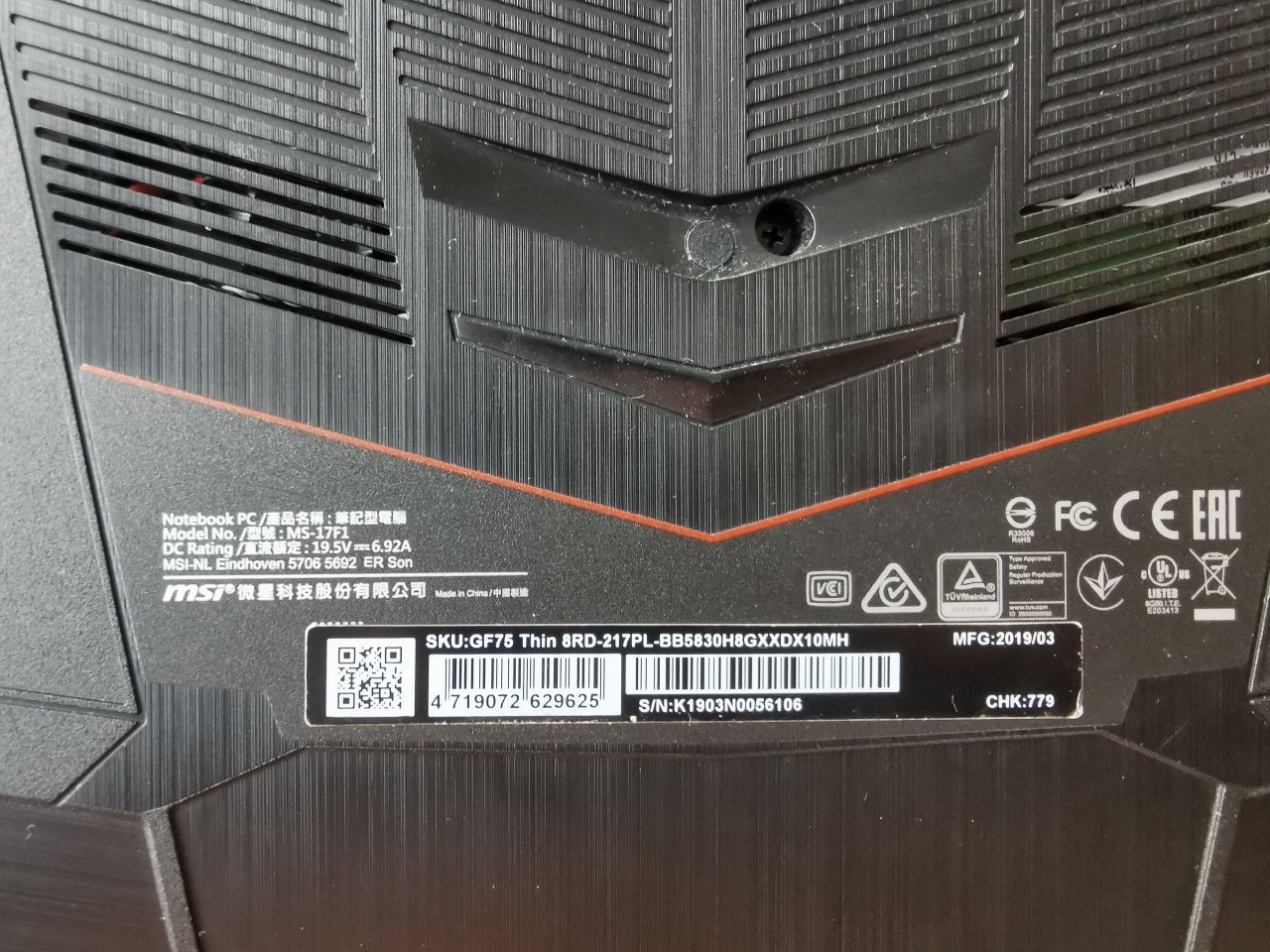 Laptop MSI GF75 Thin 8RD-217PL, gratis podkładka chłodząca
