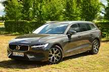 Volvo V60 Jedyne 19 tys. km // 10/2023 // 2.0 B3 MHEV // piękne