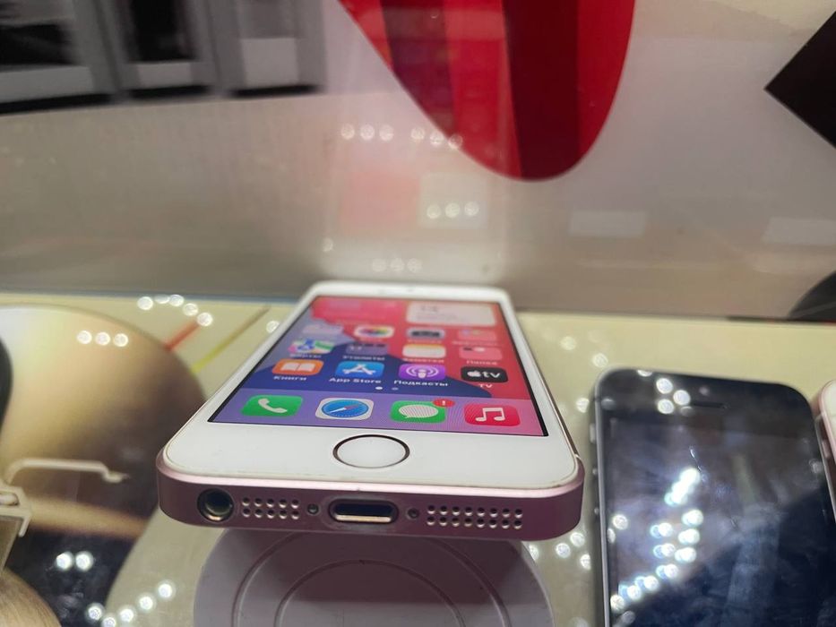 iPhone SE 2016, 64/16 GB і інші!