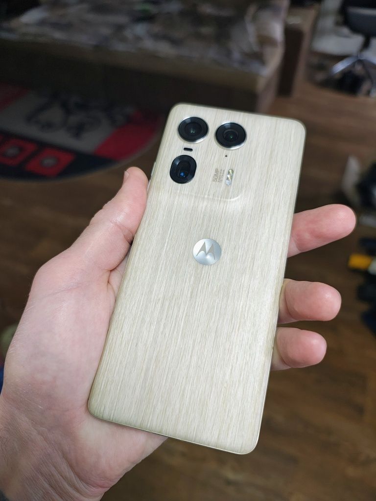 Motorola edge 50 ultra 16/ 1 Т смартфон глобальна версія, стан нового
