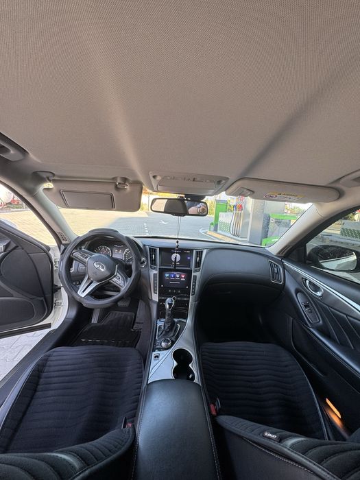 Infiniti Q50 ідеал