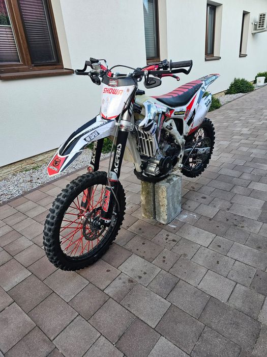 Cross Barton 300