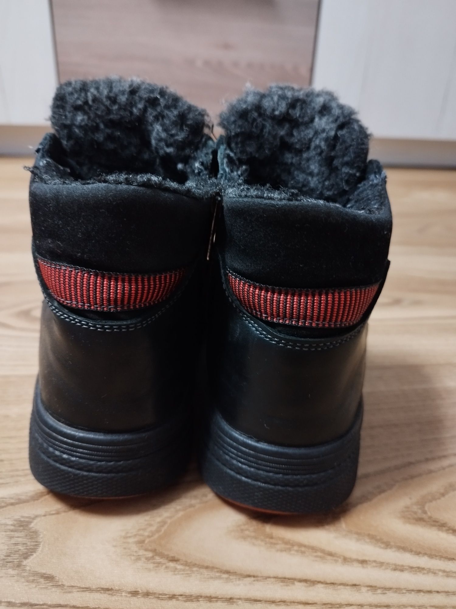 Зимові чоботи, ботінки, зимове взуття