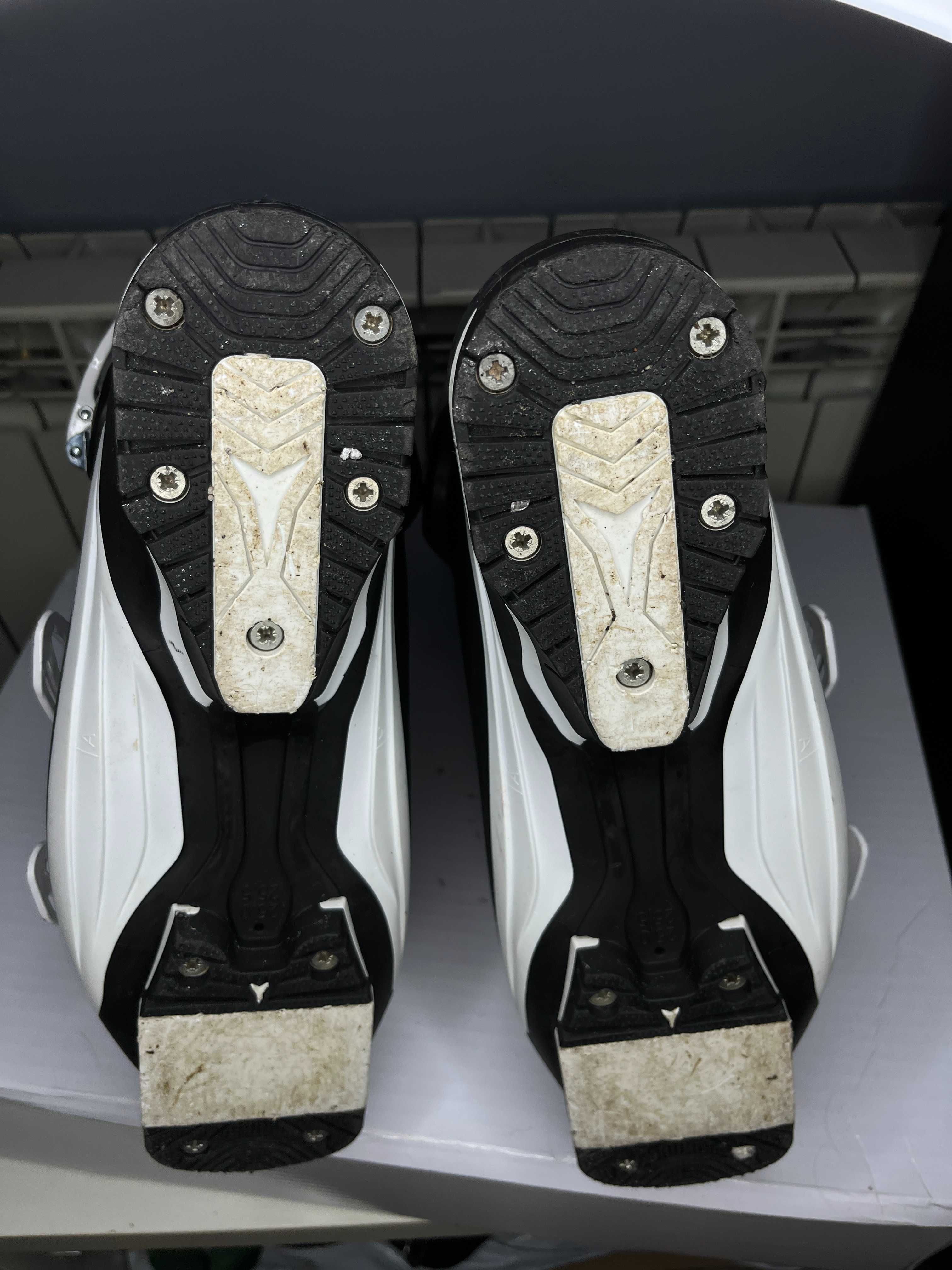 Buty narciarskie Atomic HAWX 2.0 80 W