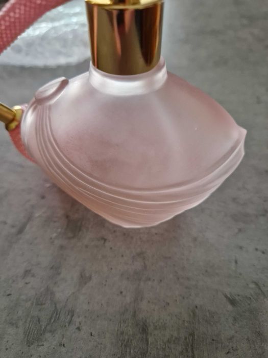 Frasco de perfume com bomba vintage