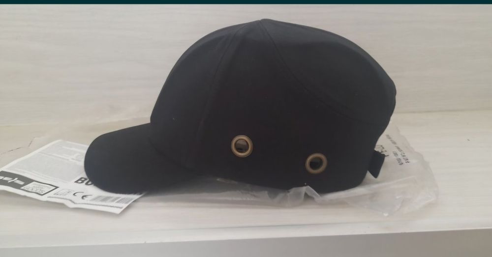 BHP Czapka ochronna kask hełm NA BUDOWE ITD.