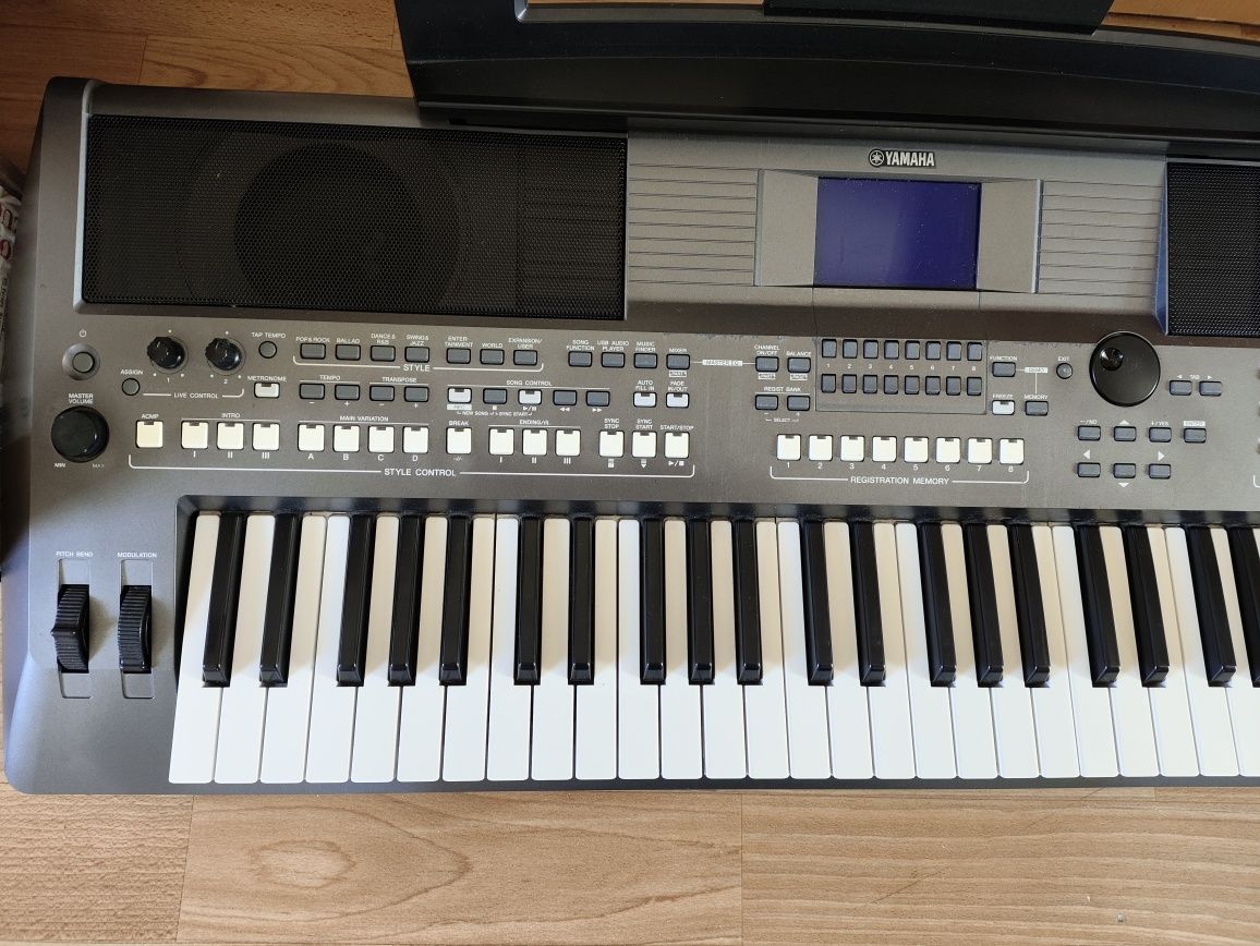 Keyboard Yamaha PSR-s670