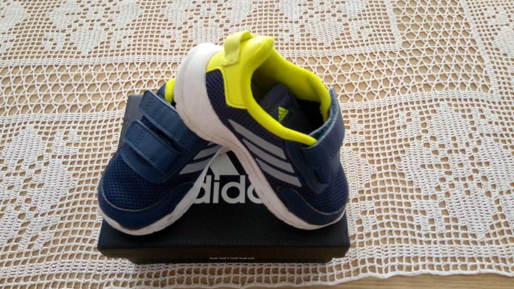 Buty dziecięce Adidas r. 22
