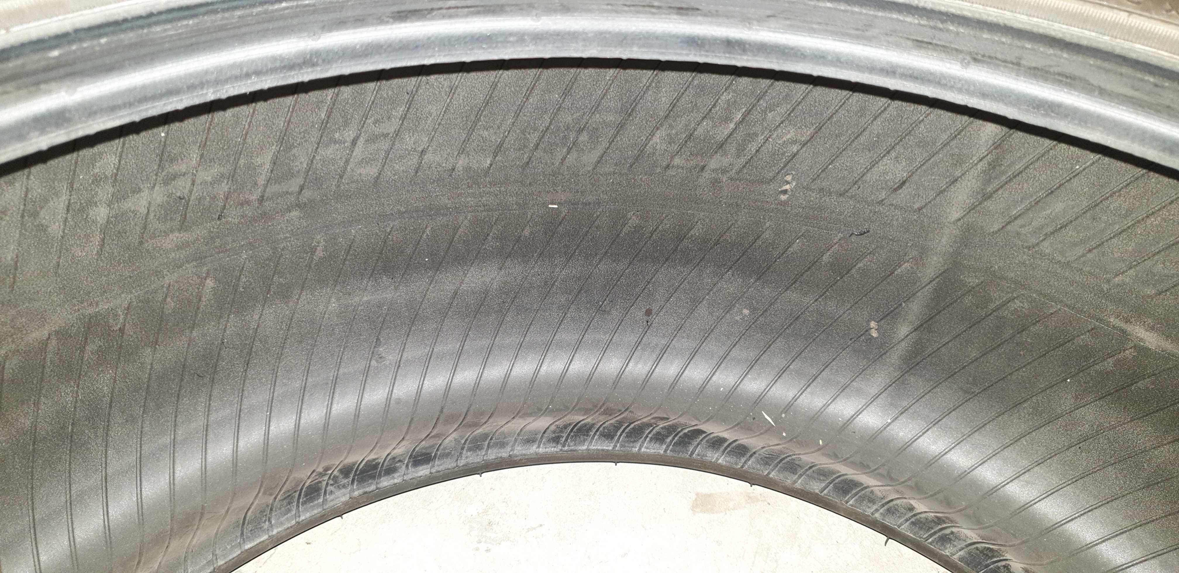 TOYO Celsius 245/40R18 97V