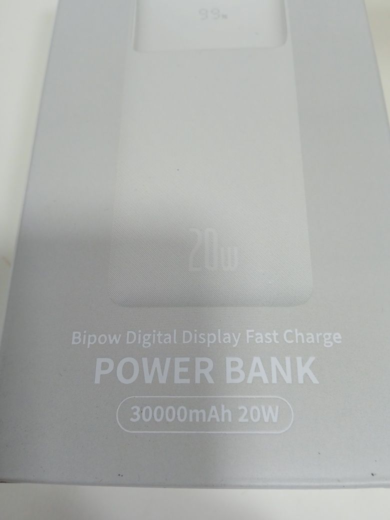 Power Bank 30000mAh 20W. Baseus