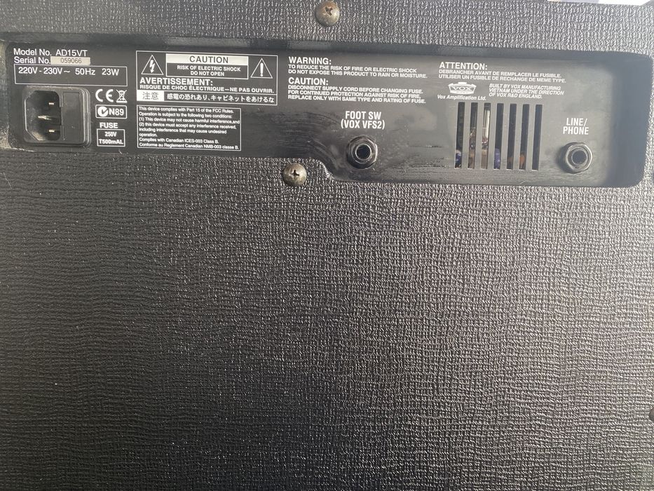 Amplificador VOX AD15VT