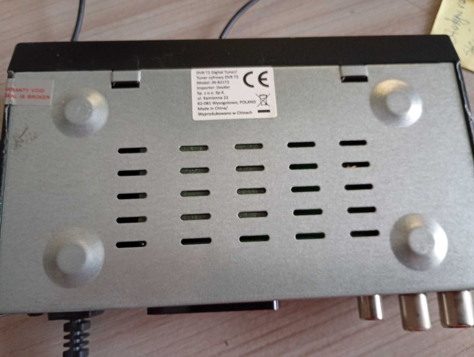 Tuner DVB-T2 Dexxer + pilot