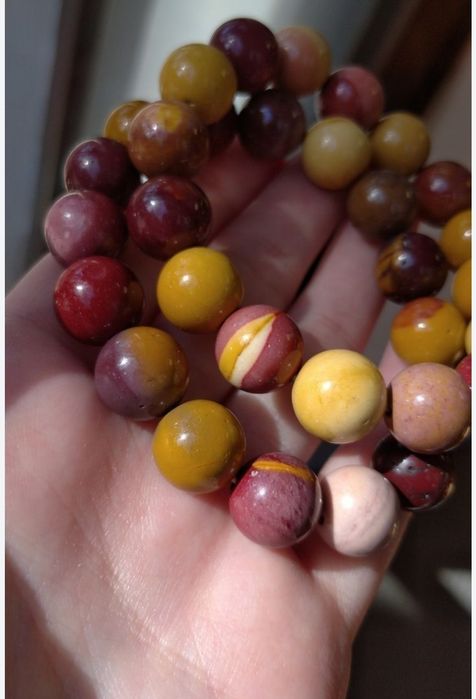 Браслет 12 мм, яшма мукаїт, натуральні мінерали, каміння, подарунок