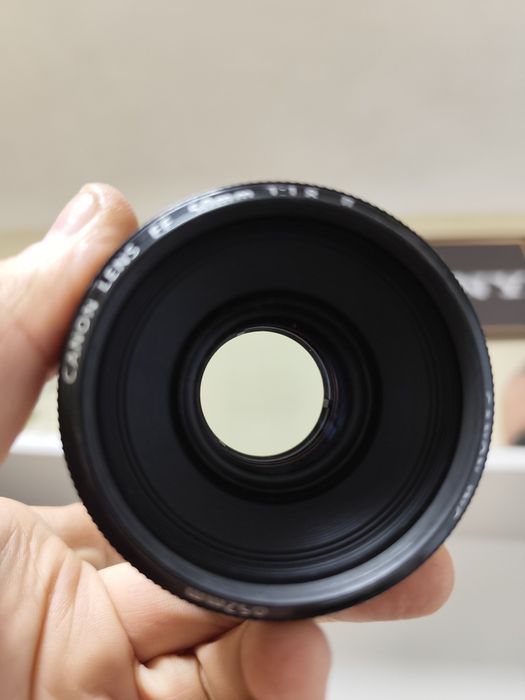 объектив Canon 50mm 1.8