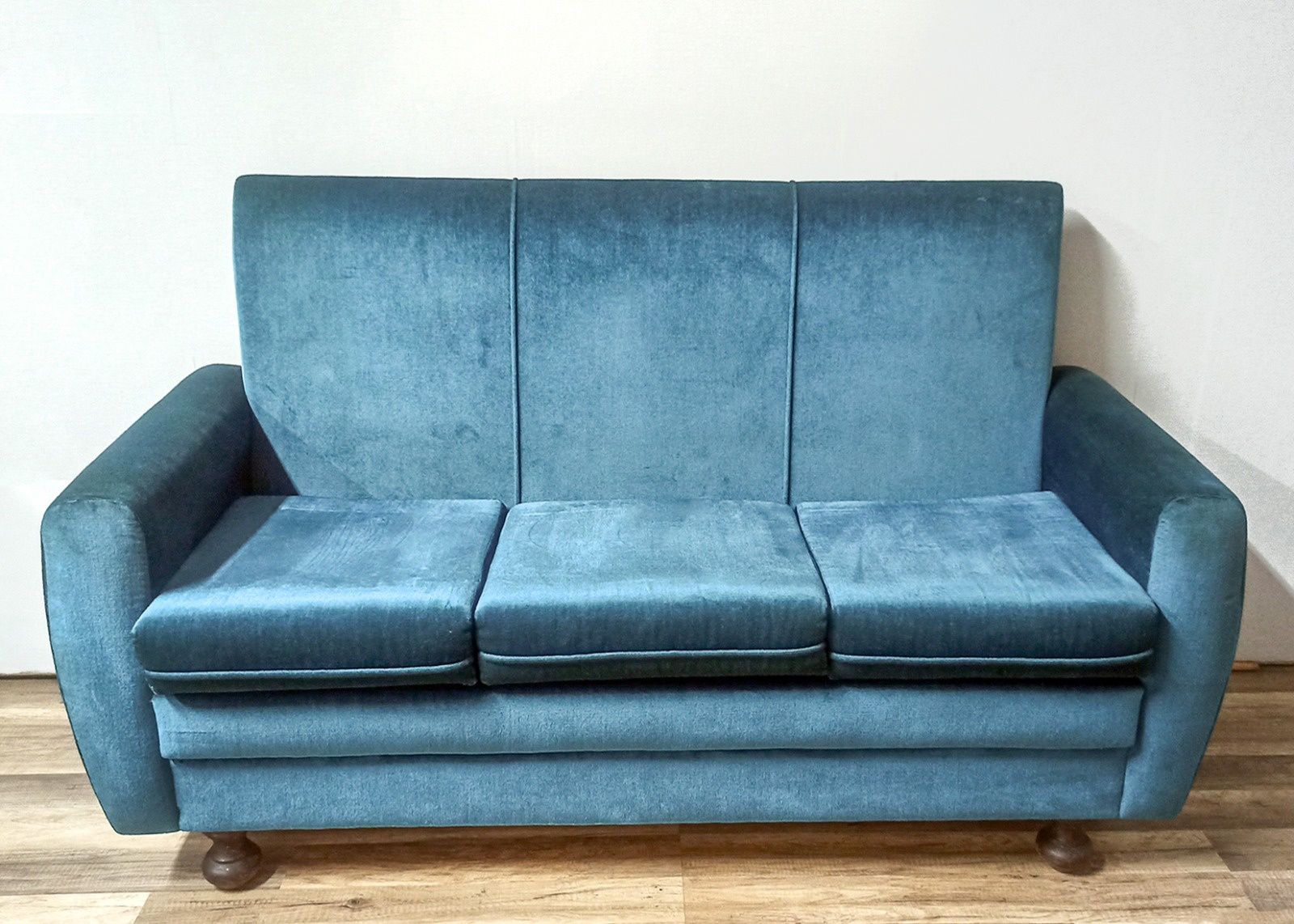 Sofá vintage veludo azul