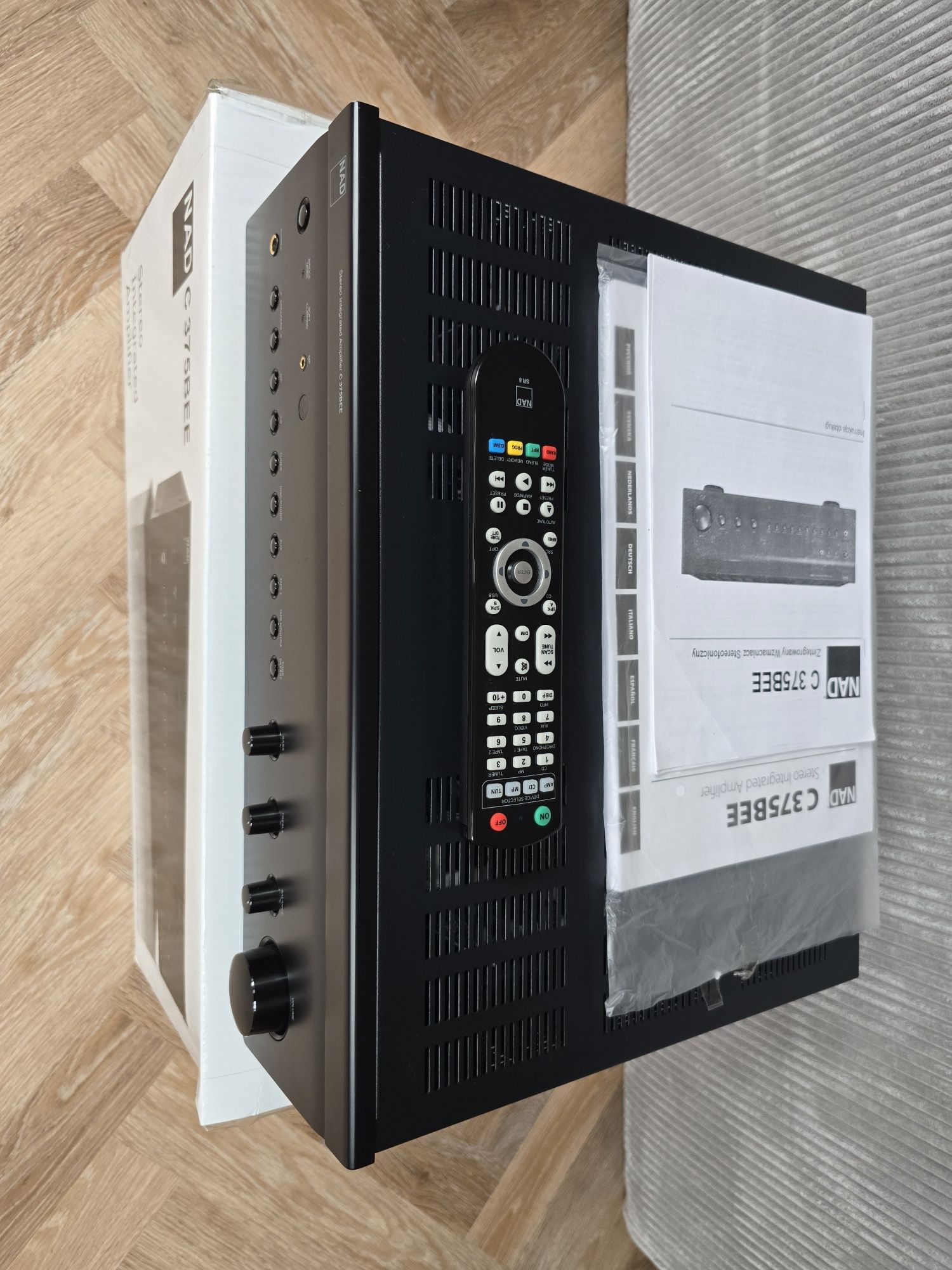 NAD c375 bee wzmacniacz zintegrowany