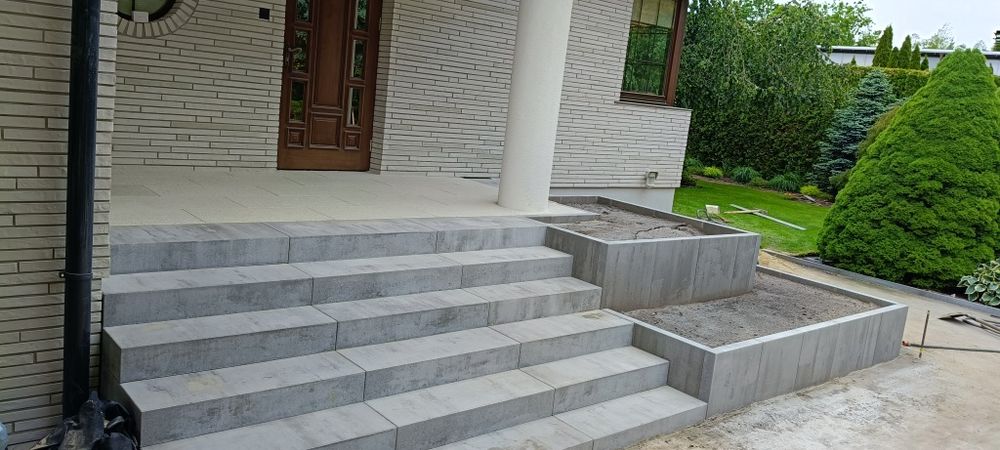 Układanie kostki brukowej brukarstwo odwodnienia równanie terenu