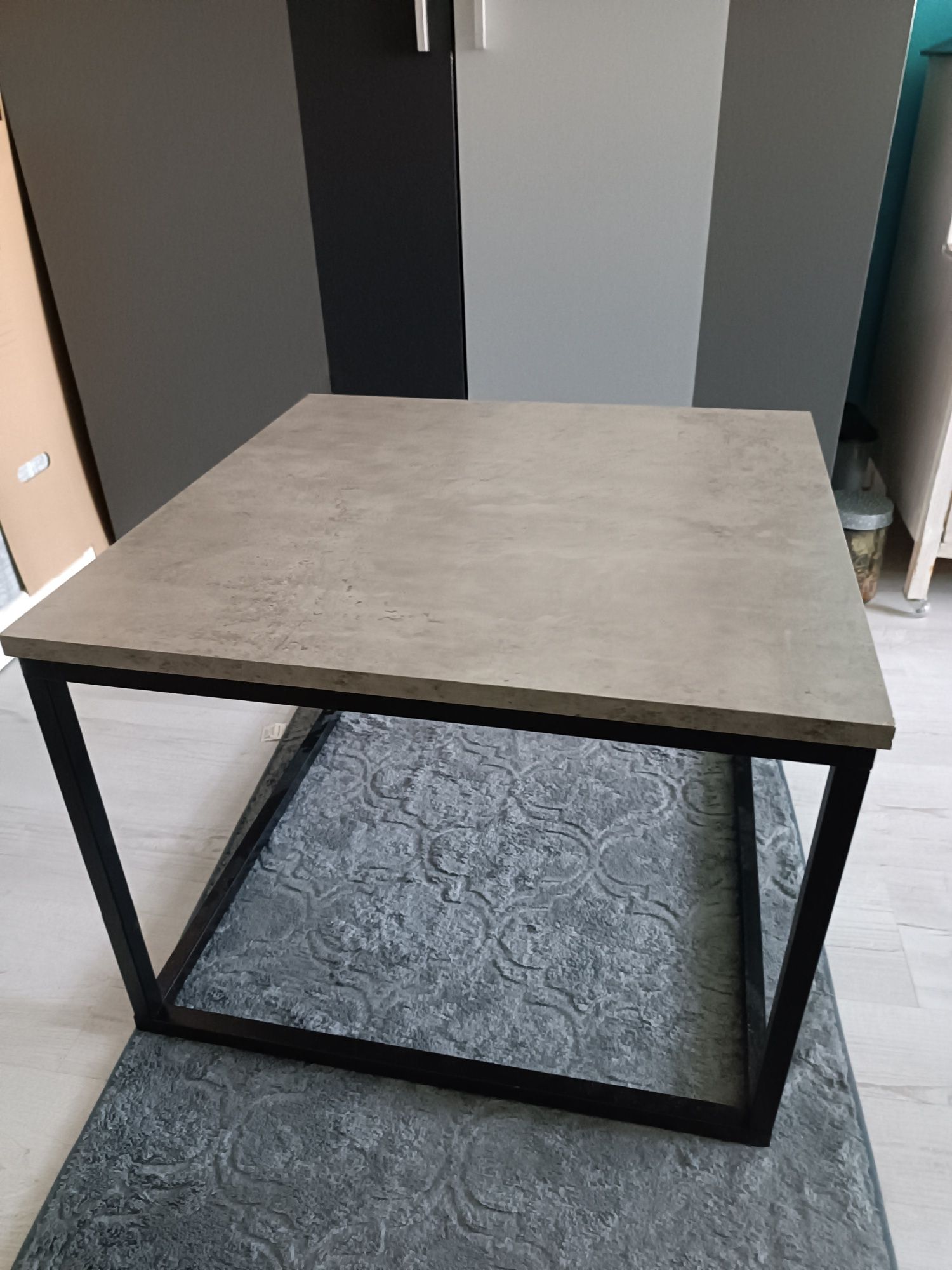 Stoliki Loft Beton Jysk 60x60