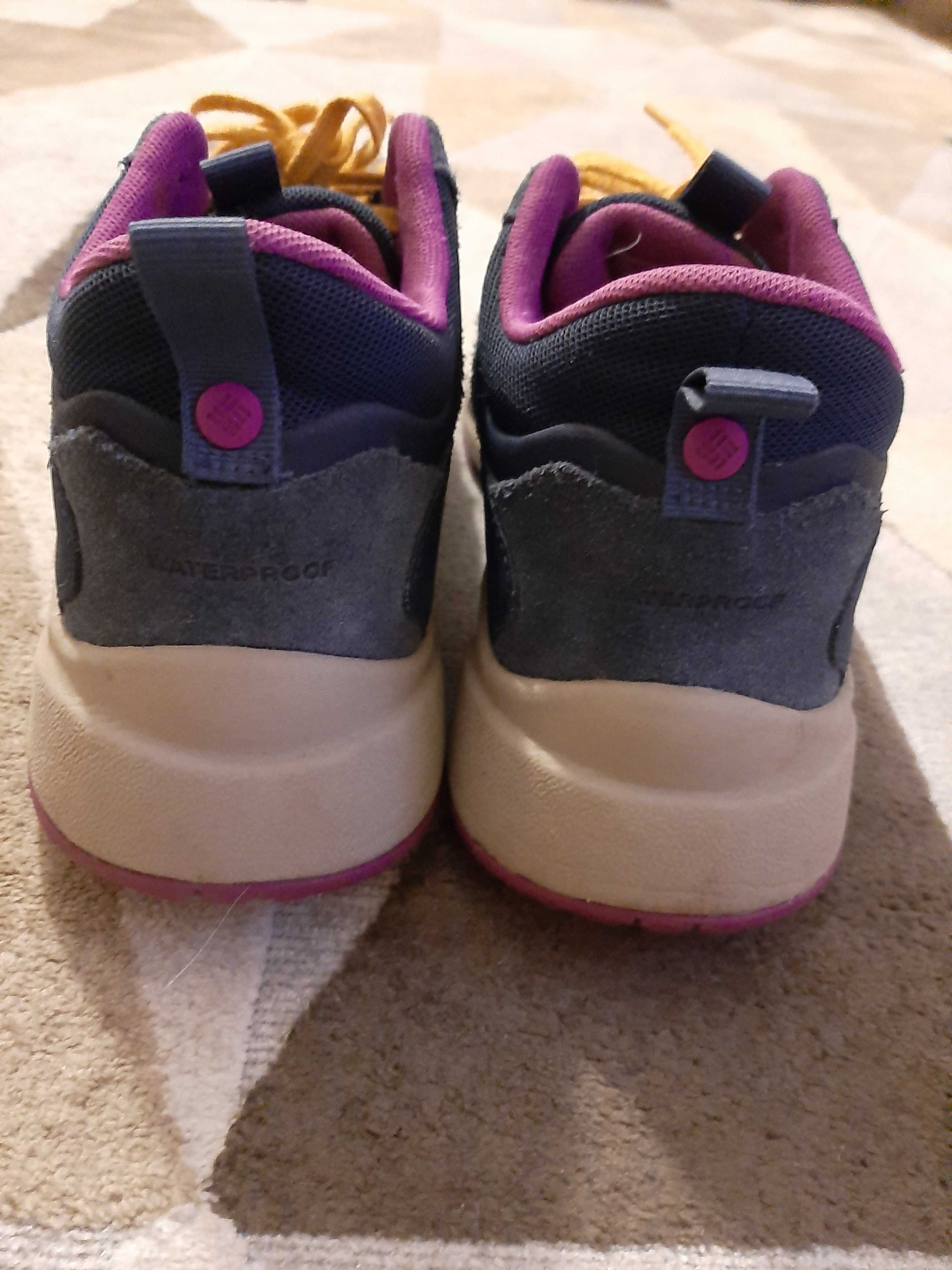 Tenis Columbia T.40 impermeáveis