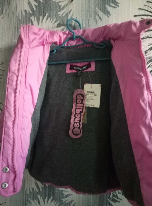 Новая модная курточка куртка бренд оригинал Dollhouse