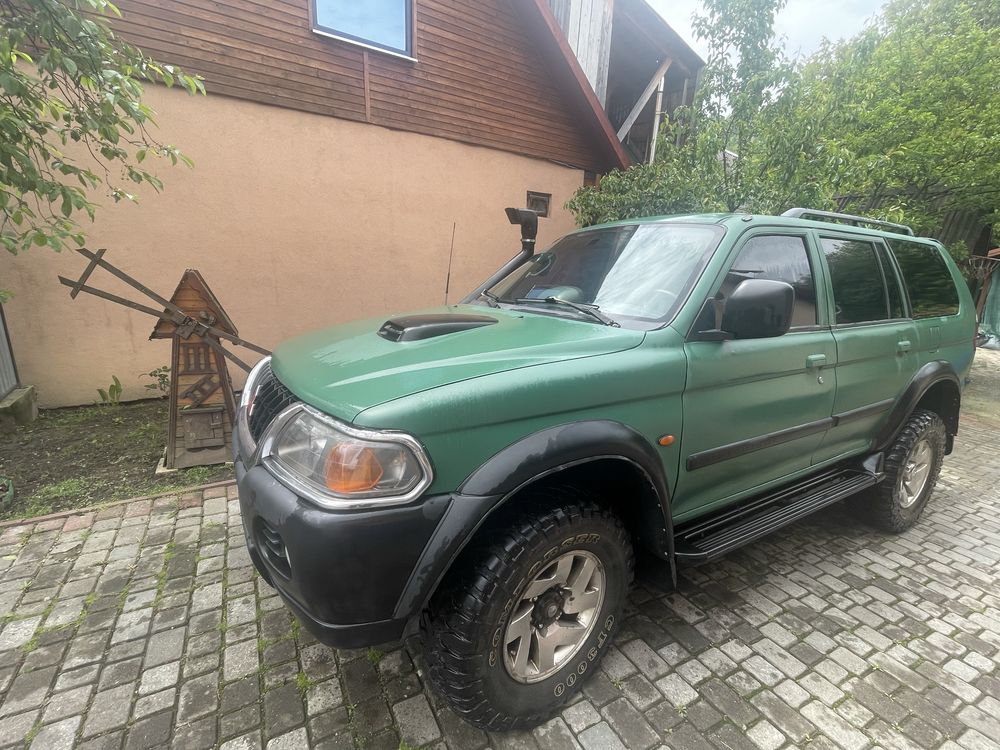 Продам Паджеро спорт