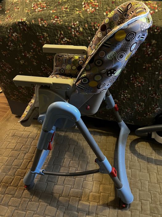 Krzesełko do karmiena