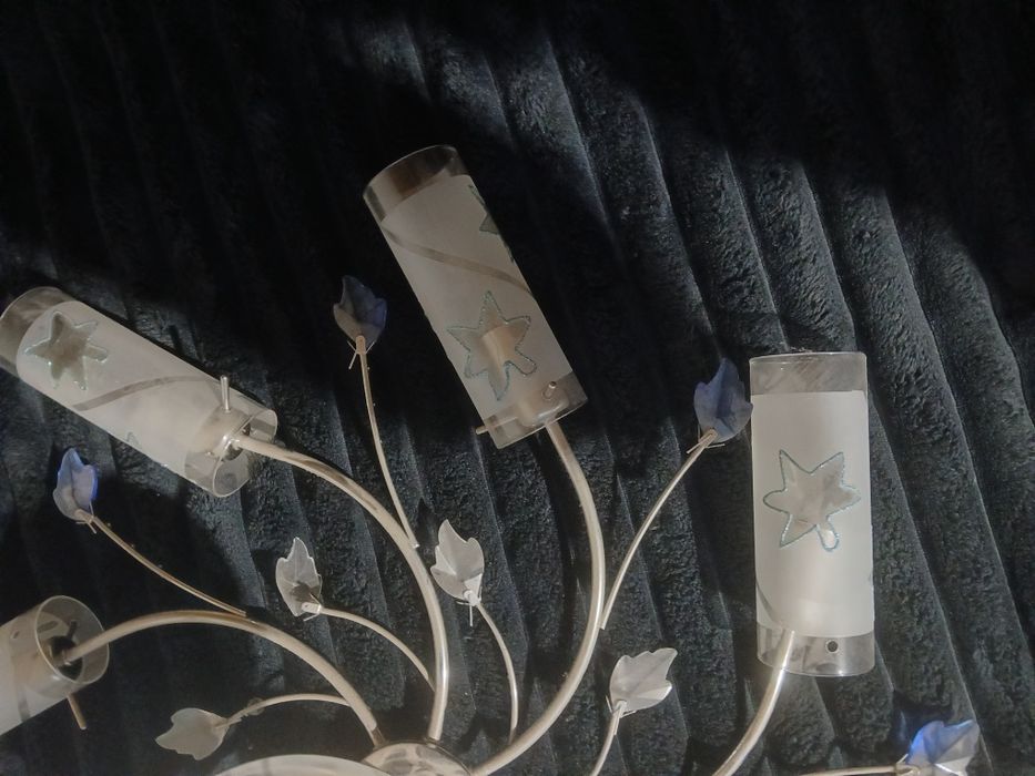 Люстра в гарному стані