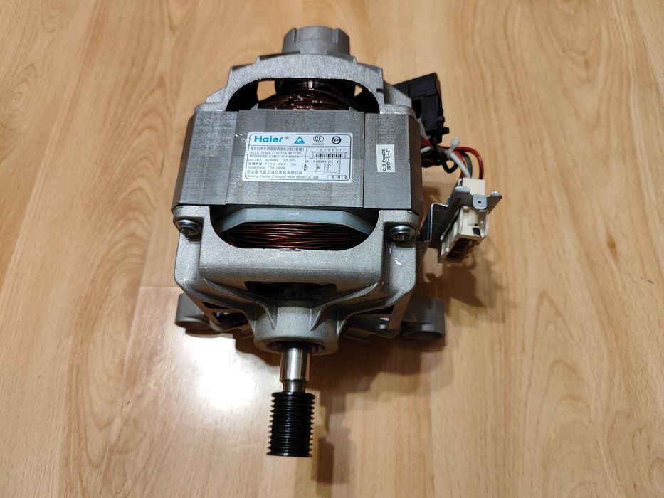 Silnik do pralki Candy CS1282D3-S