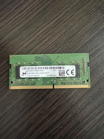 Micron 8 GB SO-DIMM DDR4 3200 MHz (MTA8ATF1G64HZ-3G2J1)