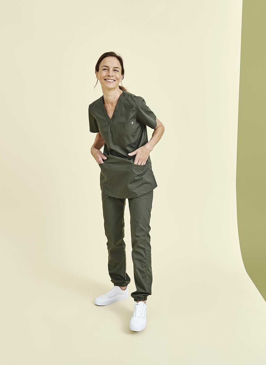 Nowa damska bluza medyczna / pielęgniarska / SCRUBS MEDANTA !M!441!