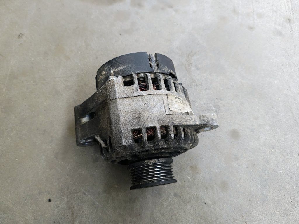 Astra H Zafira B Vectra C 1.9 CDTI alternator 105A 93.169.028 i inne