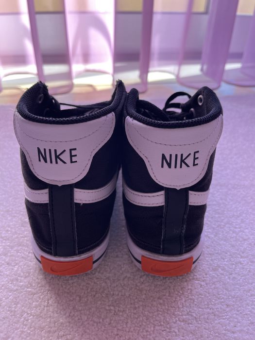 Sapatilhas bota Nike preta