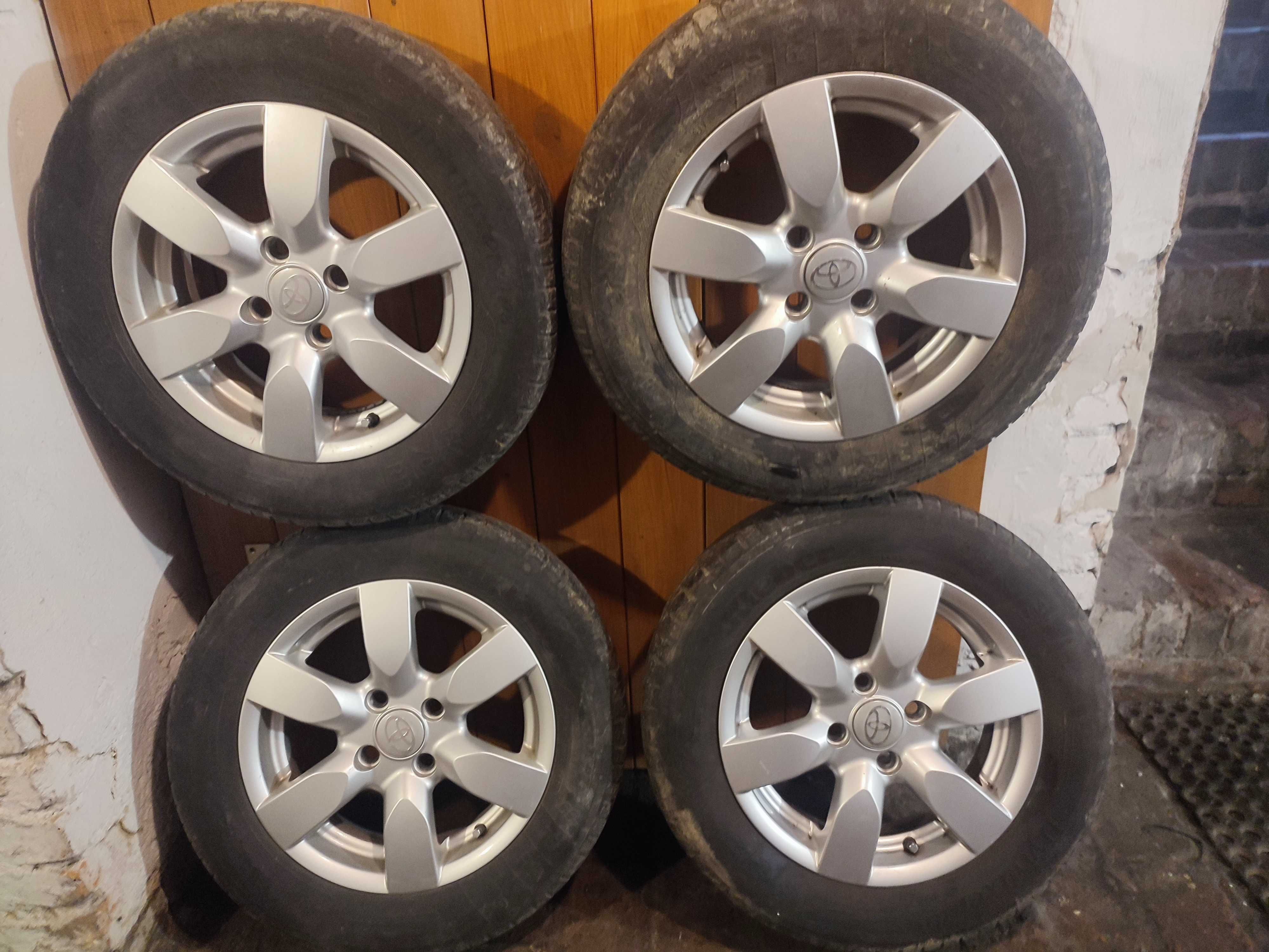 Felgi Toyota R14 165/70 oryginalne, stan bdb