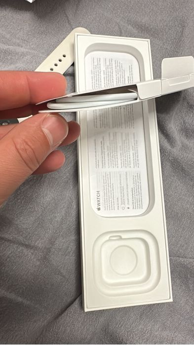 Apple Watch SE GPS 2-гo поколения 2025