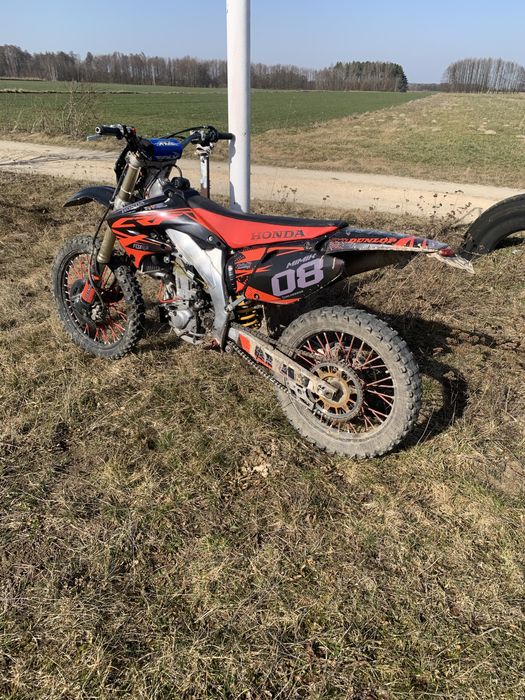 Honda crf 450.