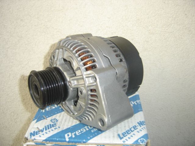 Alternator Mercedes SPRINTER VARIO W461 W463 Unimog Bosch 90 Amper