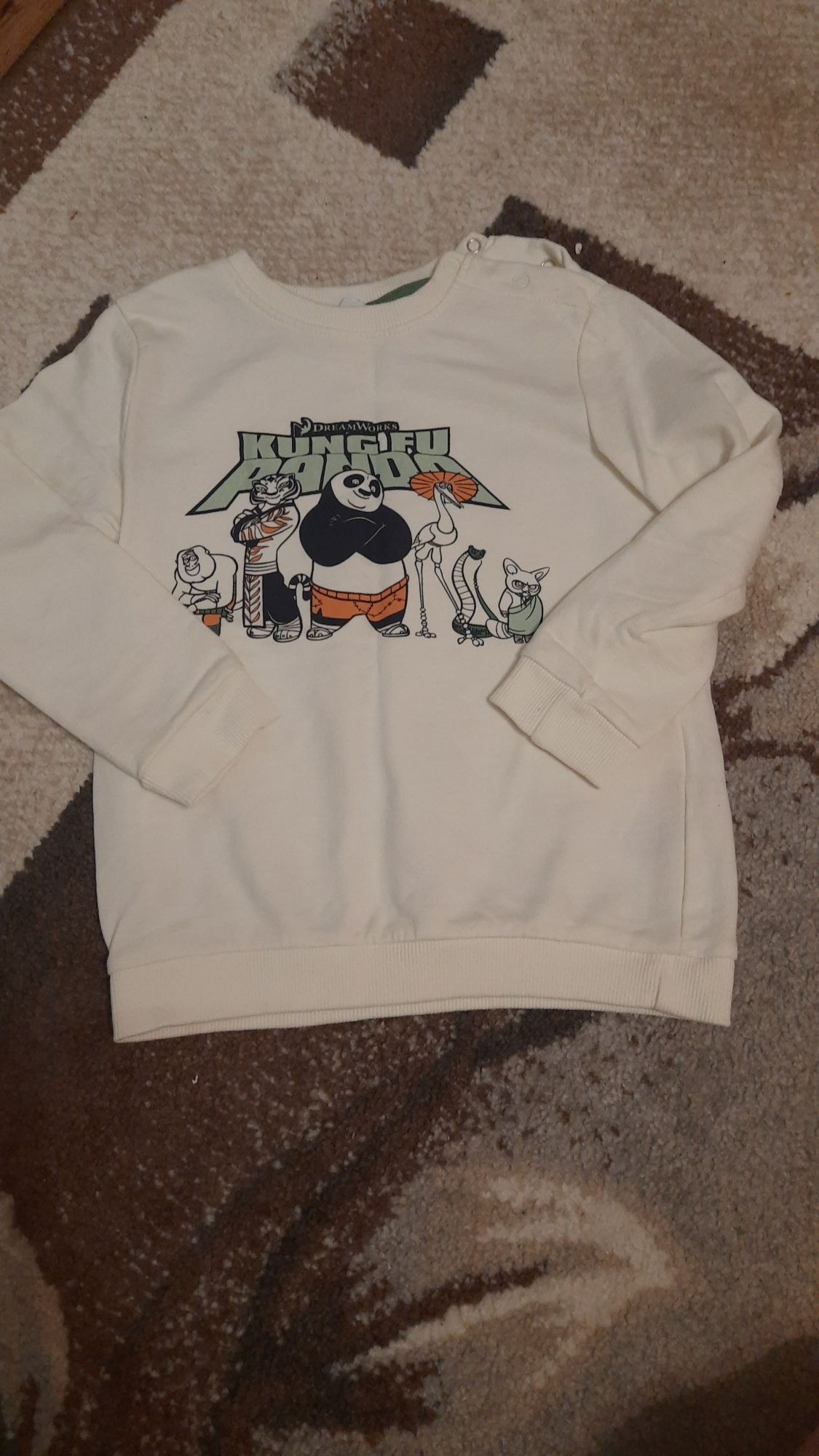 Kremowa bluza 98 idealny stan