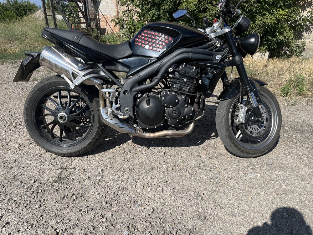 Triumph Speed Triple 1050