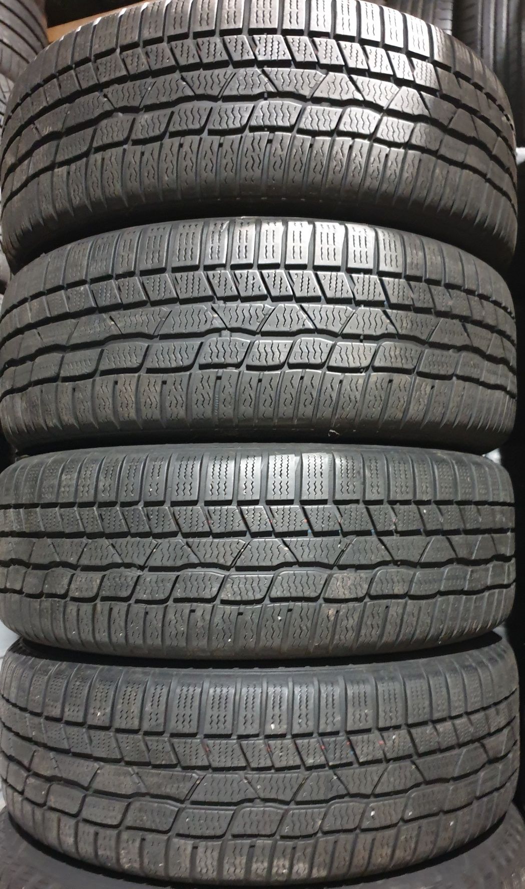 Opony zimowe 205/50 R 17 93 H Continental ContiWinterContact TS830P