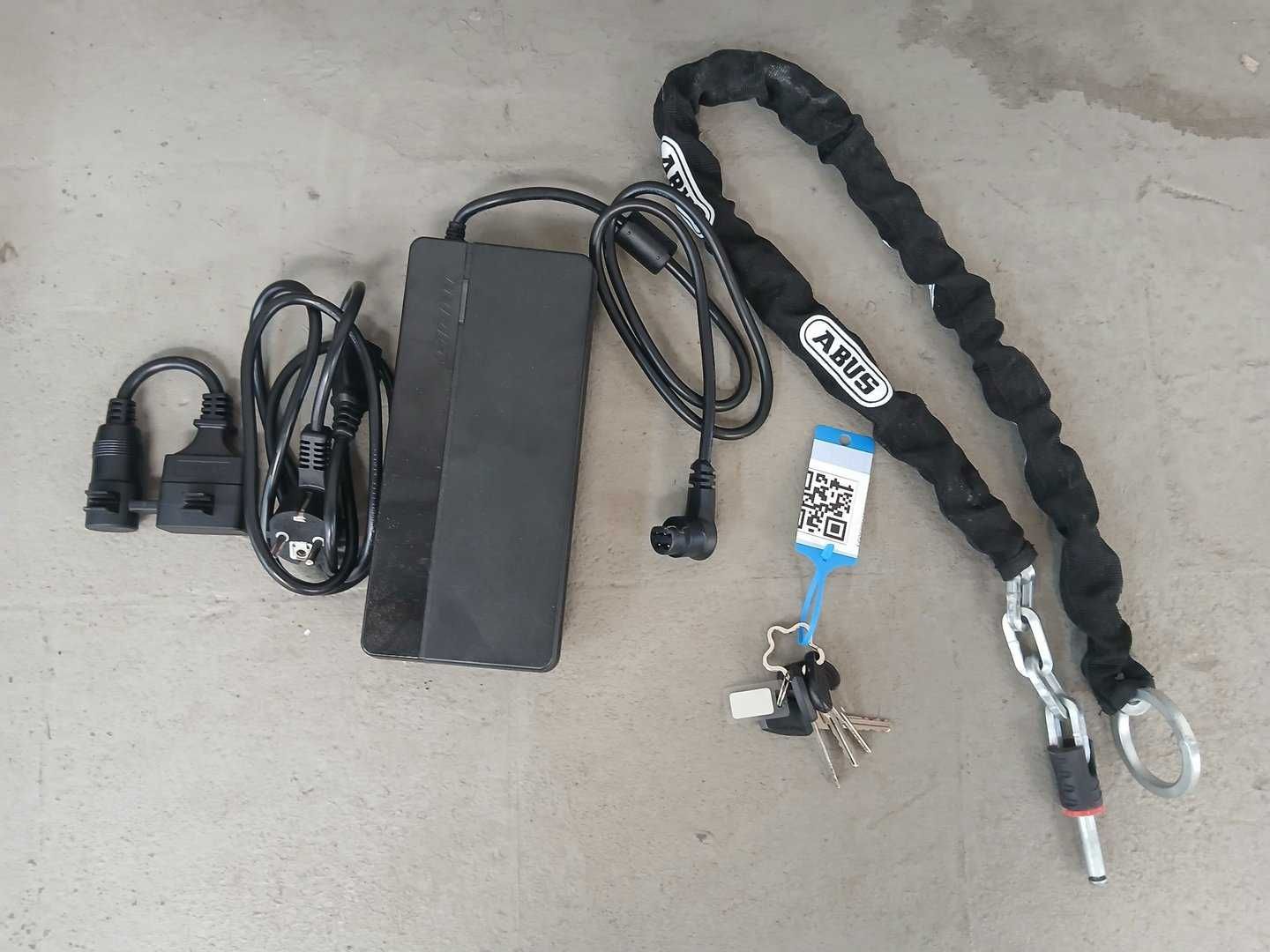 Rower elektryczny GIANT Explore E+ 1 Rozmiar XL Koła 29 Przebieg1400km