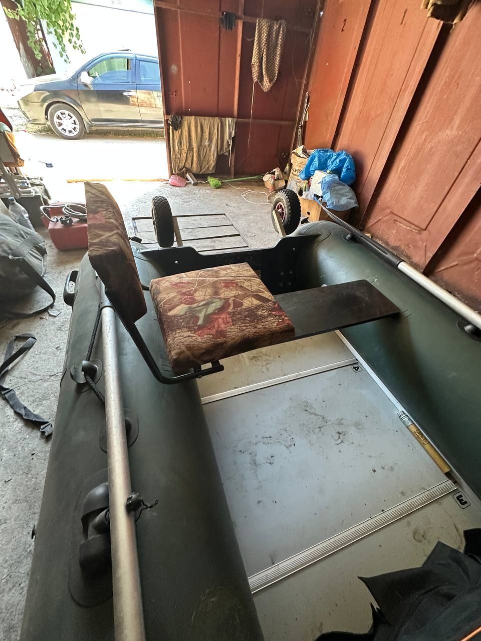 Бронирования резиновая  лодка BRIG 3.60