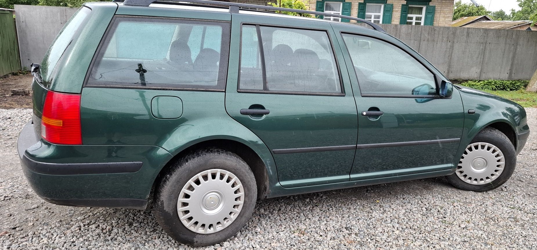 Продам Volkswagen Golf 4