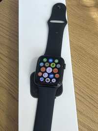 Apple Watch SE 44mm черные