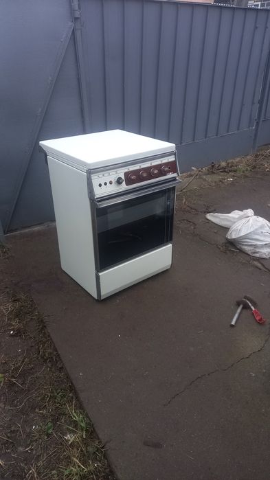 Газова плита 4 комфорочна