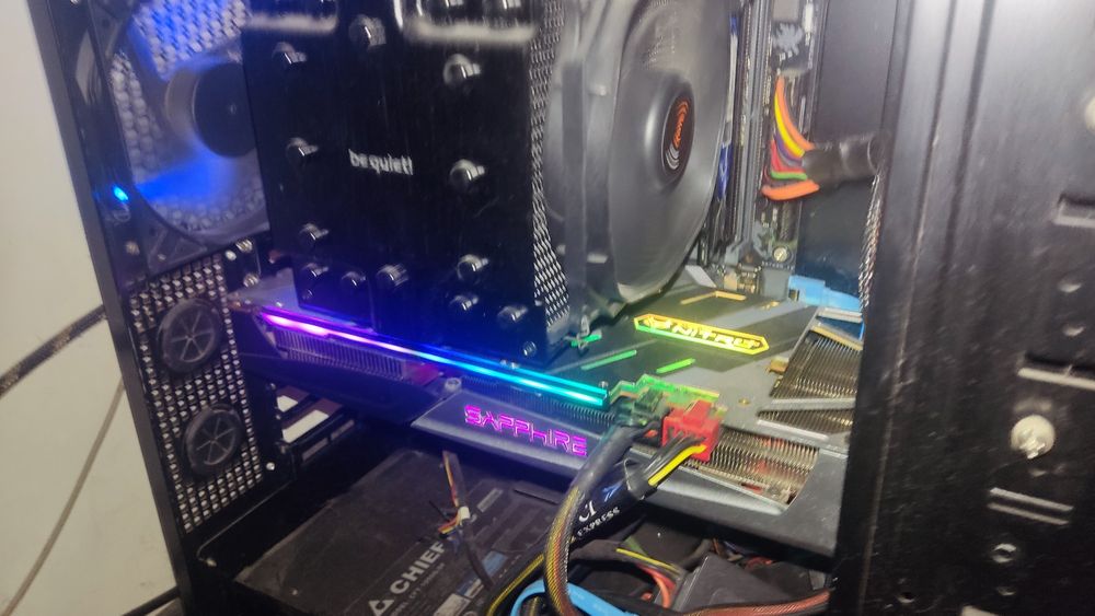 Видеокарта Sapphire 5700xt nitro 8gb